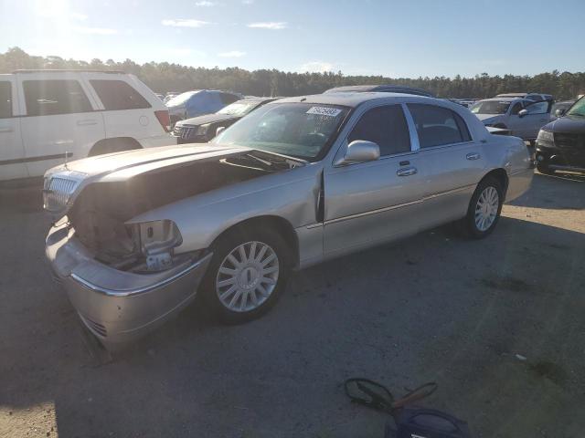 1LNHM82W05Y634176 - 2005 LINCOLN TOWN CAR SIGNATURE LIMITED SILVER photo 1