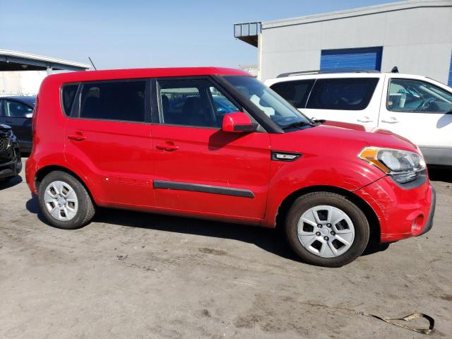 KNDJT2A50D7528393 - 2013 KIA SOUL RED photo 4