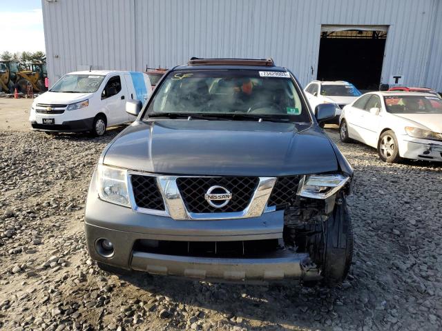 5N1AR18W75C772201 - 2005 NISSAN PATHFINDER LE GRAY photo 5