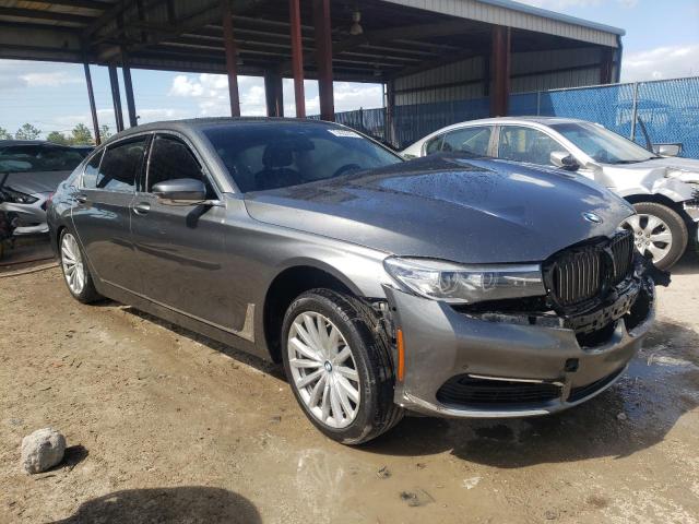 WBA7E2C32HG741087 - 2017 BMW 740 I GRAY photo 4