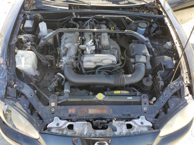 JM1NB353830303827 - 2003 MAZDA MX-5 MIATA BASE BLACK photo 11