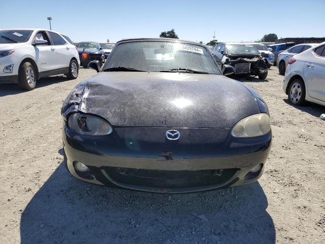 JM1NB353830303827 - 2003 MAZDA MX-5 MIATA BASE BLACK photo 5