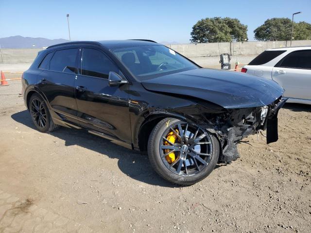 WA1VABGEXNB012047 - 2022 AUDI E-TRON CHRONOS BLACK photo 4