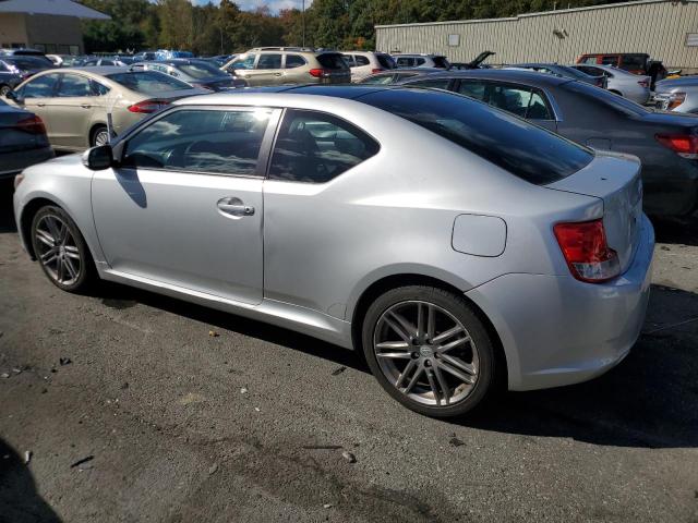 JTKJF5C72C3033828 - 2012 TOYOTA SCION TC 银色 照片 2