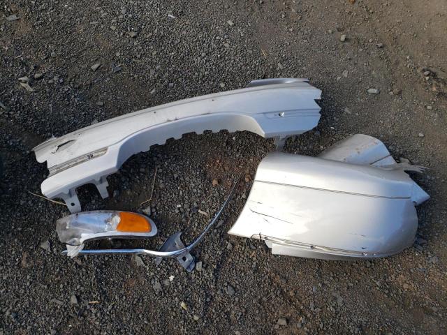 1LNHM81W8YY880883 - 2000 LINCOLN TOWN CAR EXECUTIVE BEIGE photo 12