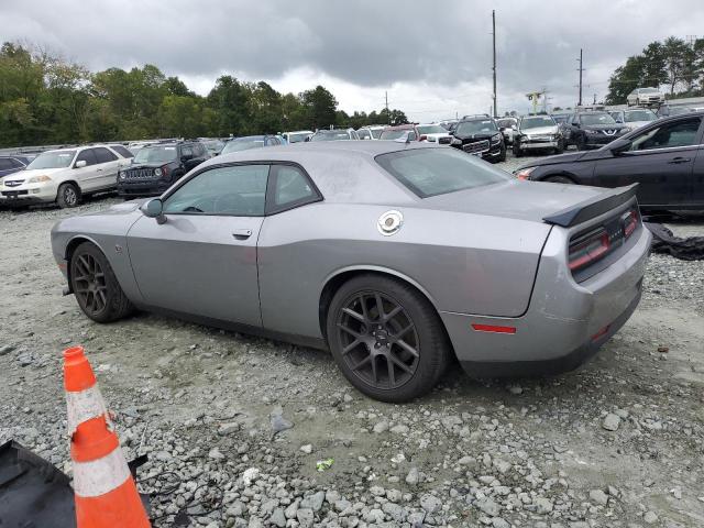 2C3CDZFJ2JH112645 - 2018 DODGE CHALLENGER R/T 392 GRAY photo 2