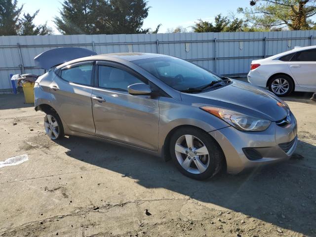 5NPDH4AE1DH279981 - 2013 HYUNDAI ELANTRA GLS GOLD photo 4