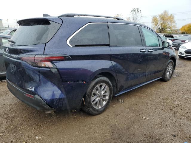 5TDYSKFC0PS078778 - 2023 TOYOTA SIENNA XLE BLUE photo 3