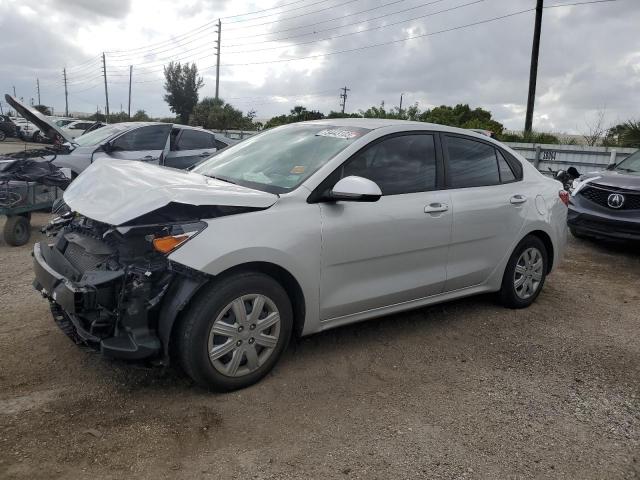 3KPA24AD2NE477681 - 2022 KIA RIO LX SILVER photo 1