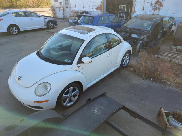3VWFG31C78M510528 - 2008 VOLKSWAGEN NEW BEETLE TRIPLE WHITE WHITE photo 2