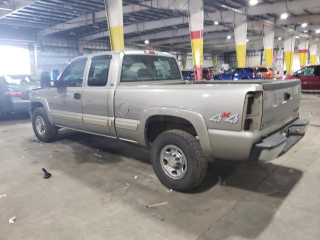 1GCGK29U31Z261680 - 2001 CHEVROLET SILVERADO K2500 BEIGE photo 2