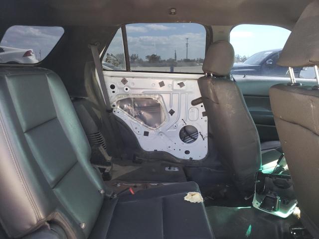 1FM5K8AR2FGB51753 - 2015 FORD EXPLORER POLICE INTERCEPTOR WHITE photo 11