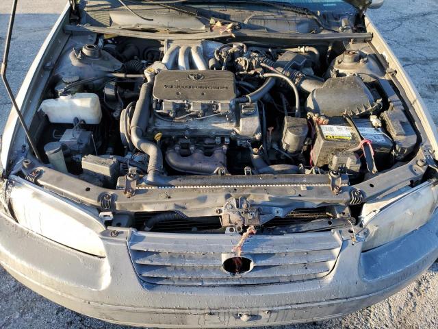 4T1BF28K0XU076096 - 1999 TOYOTA CAMRY LE GRAY photo 11