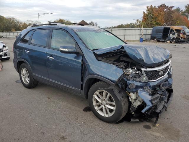 5XYKT4A66EG504662 - 2014 KIA SORRENTOLX LX BLUE photo 4