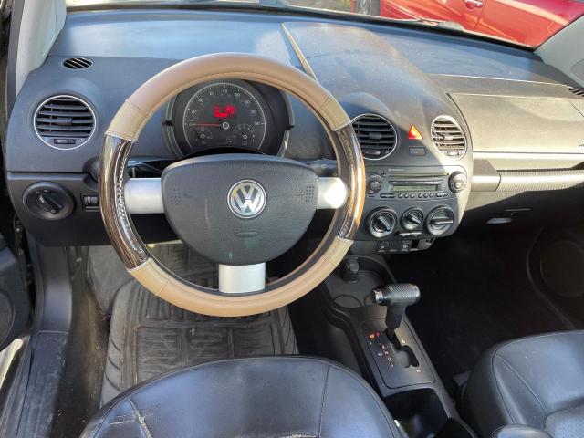 3VWPG3AG0AM015343 - 2010 VOLKSWAGEN NEW BEETLE Schwarz Foto 9