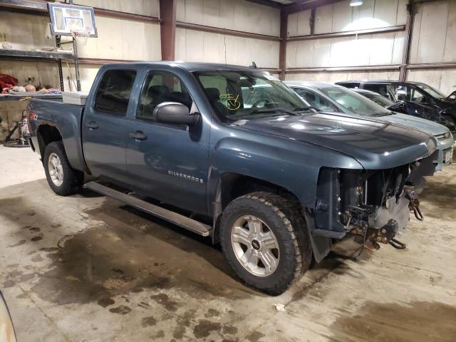 2GCEK13M171682163 - 2007 CHEVROLET SILVERADO K1500 CREW CAB BLUE photo 4