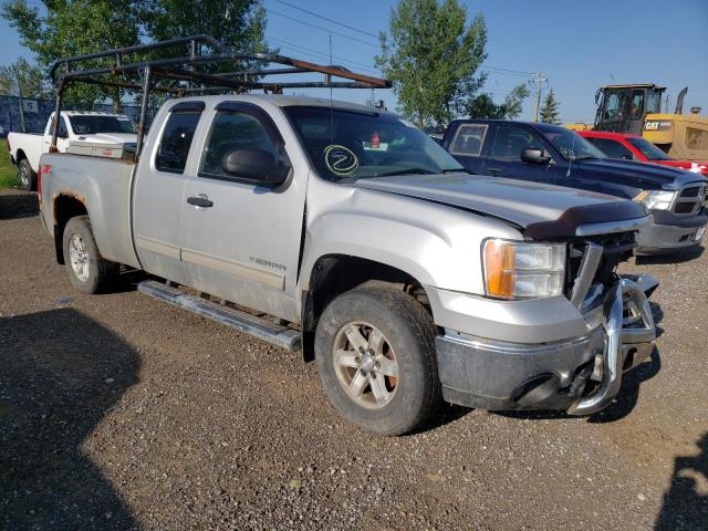 1GTSKVE31AZ140543 - 2010 GMC SIERRA K1500 SLE SILVER photo 4