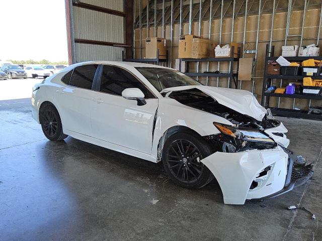 4T1G31AK8PU615941 - 2023 TOYOTA CAMRY SE NIGHT SHADE WHITE photo 4