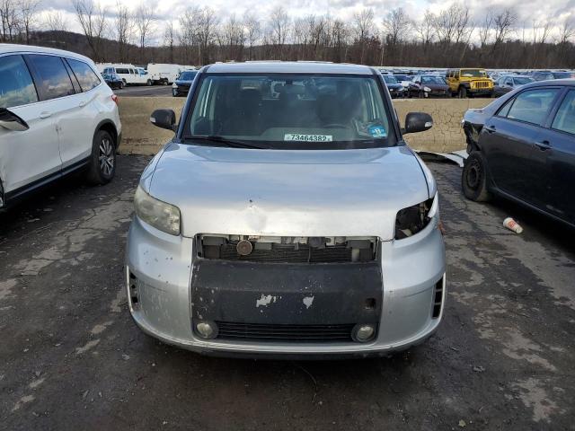 JTLKE50E891065418 - 2009 TOYOTA SCION XB SILVER photo 5
