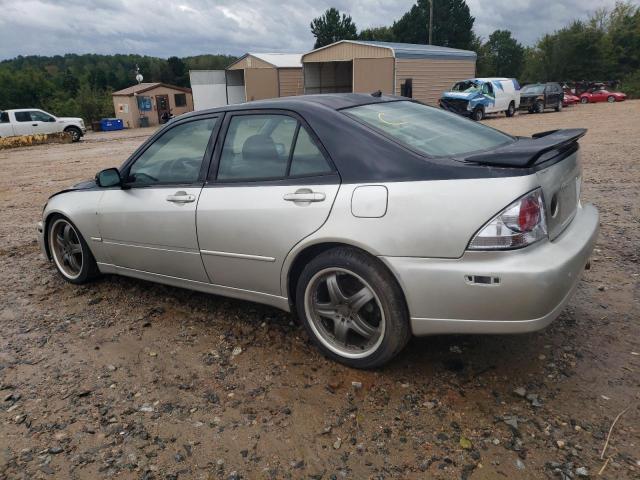 JTHBD182510026425 - 2001 LEXUS IS 300 SILVER photo 2