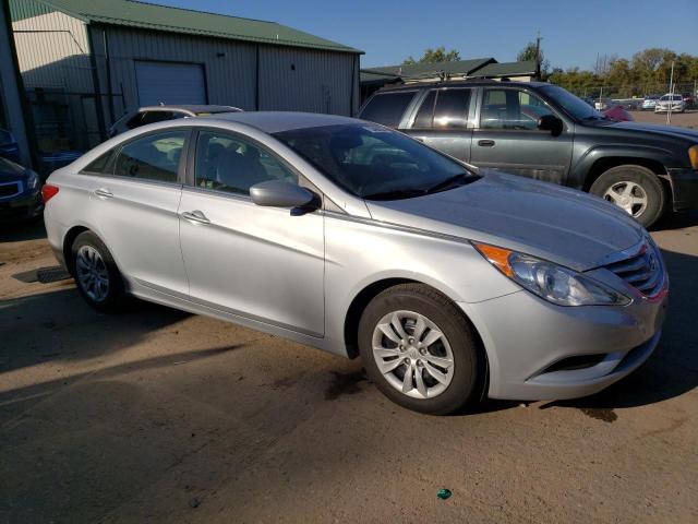 5NPEB4ACXCH443599 - 2012 HYUNDAI SONATA GLS SILVER photo 4