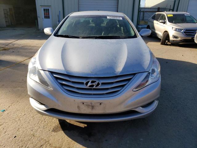 5NPEB4ACXCH443599 - 2012 HYUNDAI SONATA GLS SILVER photo 5