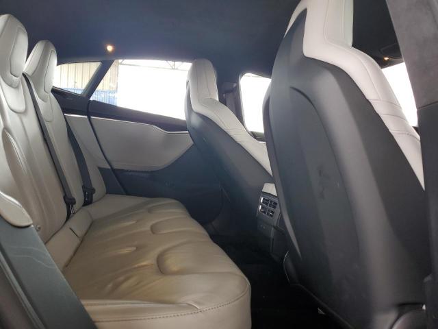 5YJSA1E22GF159314 - 2016 TESLA MODEL S CHARCOAL photo 10