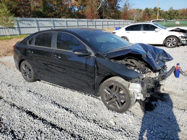 3KPF34AD7ME383278 - 2021 KIA FORTE GT LINE BLACK photo 4