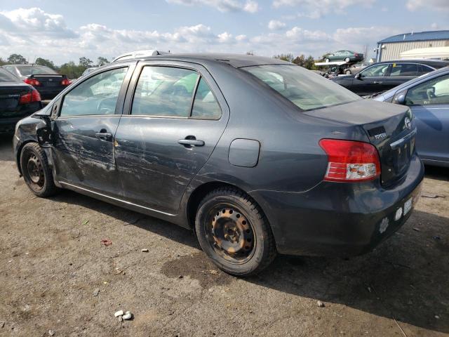 JTDBT923681288334 - 2008 TOYOTA YARIS GRAY photo 2