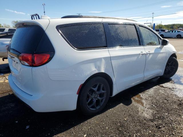 2C4RC1EG1JR227618 - 2018 CHRYSLER PACIFICA TOURING L PLUS WHITE photo 3