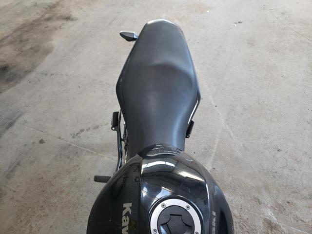 JKAEXEC15BDA75109 - 2011 KAWASAKI EX650 C 黑色 照片 6