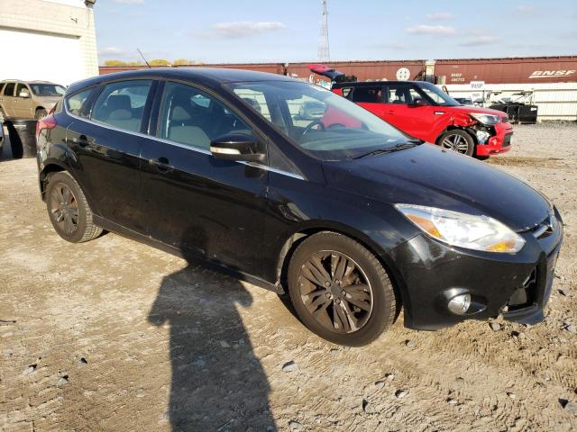 1FAHP3M21CL313739 - 2012 FORD FOCUS SEL BLACK photo 4