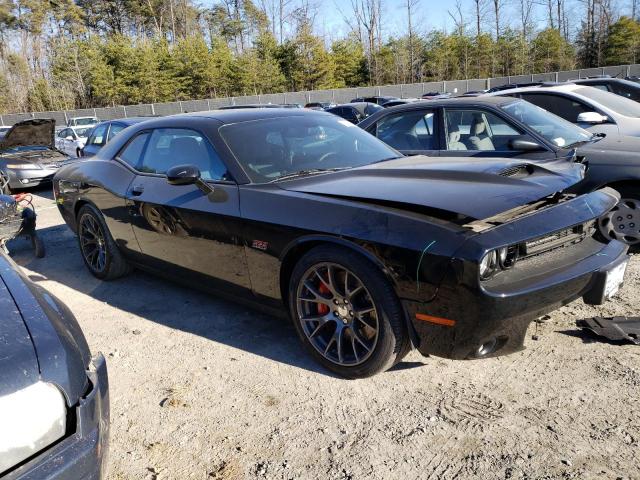 2C3CDZDJ2GH114486 - 2016 DODGE CHALLENGER SRT 392 BLACK photo 4