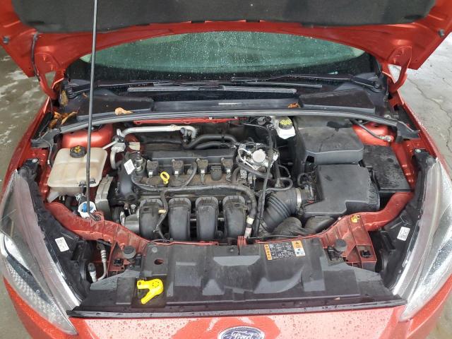 1FADP3K23JL273419 - 2018 FORD FOCUS SE RED photo 11