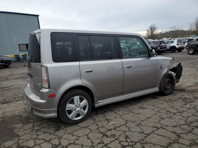 JTLKT324764053902 - 2006 TOYOTA SCION XB Silber Foto 3