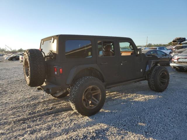 1C4HJXDN2KW610755 - 2019 JEEP WRANGLER U SPORT შავი ფოტო 3