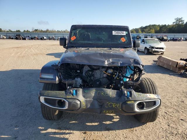 1C4JJXP64NW110381 - 2022 JEEP WRANGLER U SAHARA 4XE GRAY photo 5