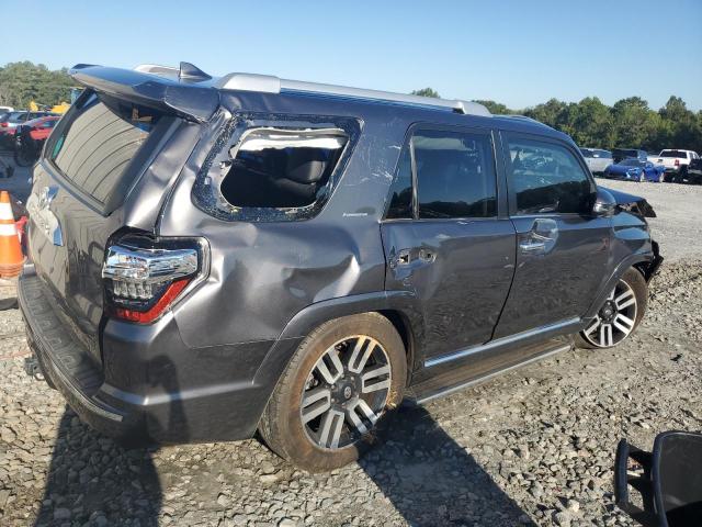 JTEZU5JR0J5180215 - 2018 TOYOTA 4RUNNER SR5 GRAY photo 3