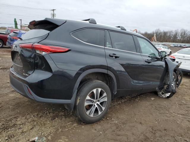 5TDGZRBHXMS554113 - 2021 TOYOTA HIGHLANDER XLE BLACK photo 3