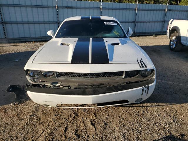 2B3CJ4DG7BH516574 - 2011 DODGE CHALLENGER WHITE photo 5