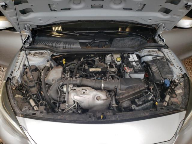 SJKCH5CP5HA023871 - 2017 INFINITI QX30 BASE SILVER photo 11