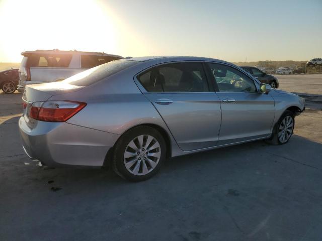 1HGCR2F80DA117199 - 2013 HONDA ACCORD EXL SILVER photo 3