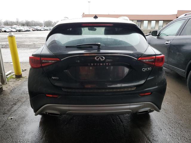 SJKCH5CR3JA046024 - 2018 INFINITI QX30 BASE أسود صورة 6