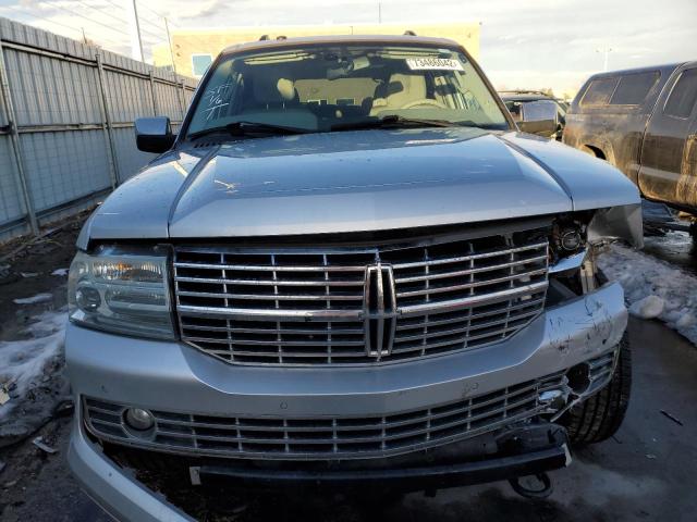 5LMJJ2J52AEJ00377 - 2010 LINCOLN NAVIGATOR 银色 照片 5