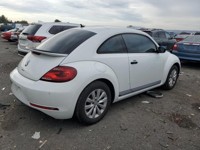 3VWFD7AT6JM710726 - 2018 VOLKSWAGEN BEETLE S WHITE photo 3