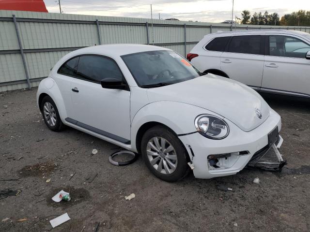 3VWFD7AT6JM710726 - 2018 VOLKSWAGEN BEETLE S WHITE photo 4