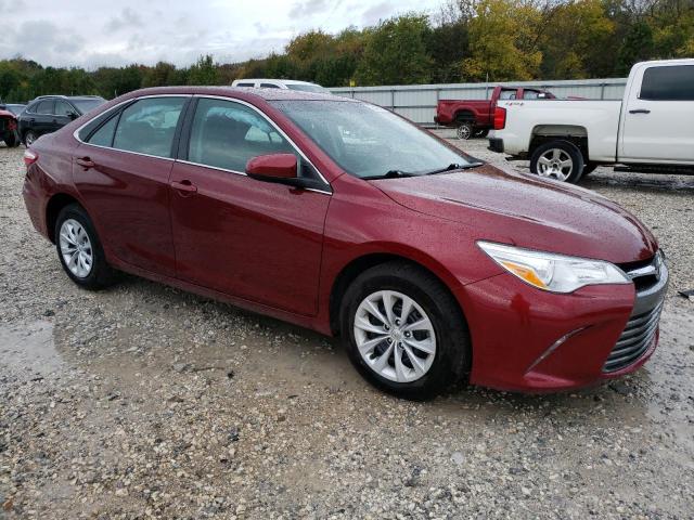 4T1BF1FK7HU770329 - 2017 TOYOTA CAMRY LE MAROON photo 4