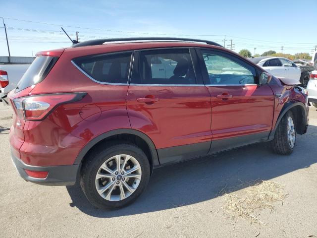 1FMCU9GD0JUA30992 - 2018 FORD ESCAPE SE BURGUNDY photo 3