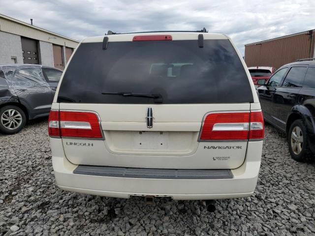 5LMFL28568LJ10907 - 2008 LINCOLN NAVIGATOR L WHITE photo 6