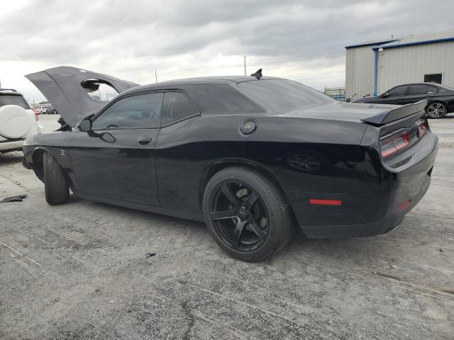 2C3CDZFJ2HH594785 - 2017 DODGE CHALLENGER R/T 392 BLACK photo 2